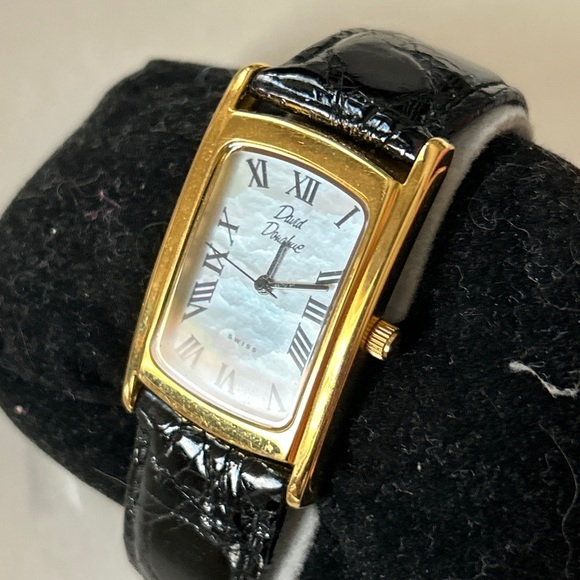 David Donahue Rectangular Watch Mother of Pearl Leather Band Swiss Golden New - Picture 4 of 4